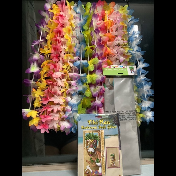 🌺Tiki Totem Pole Photo Door Banner Luau Party Decoration - Picture 1 of 6
